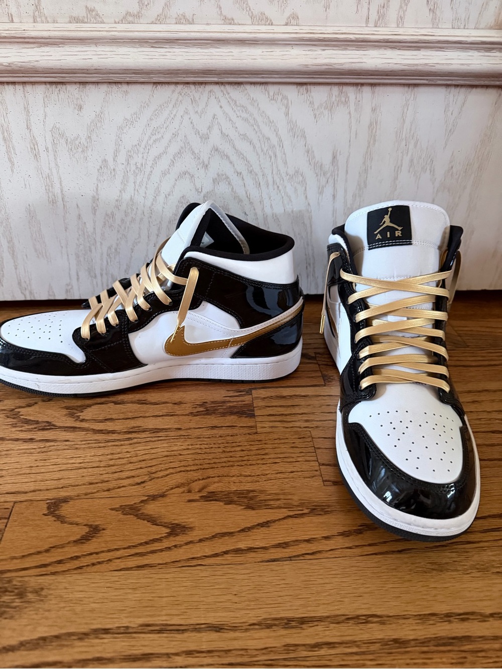Nike Air Jordan High-Top Sneakers - White, Black & Gold